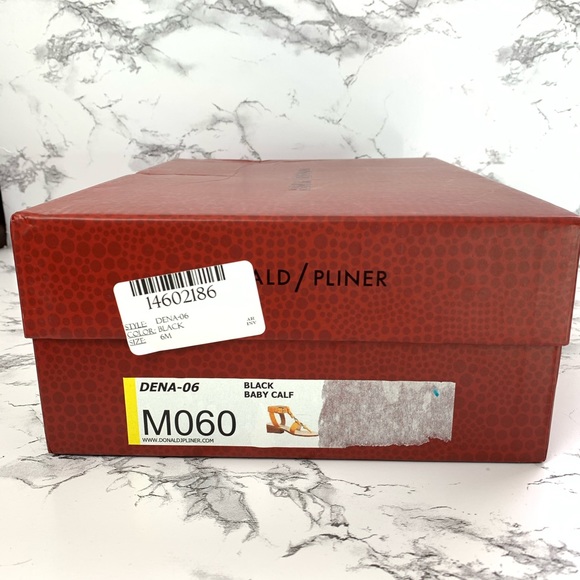 NWT Donald J. Pliner Dena Block Heel Sandal - Picture 8 of 8